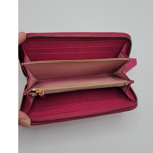 Authentic Preowned Fendi Wallet - Picture 5 of 10